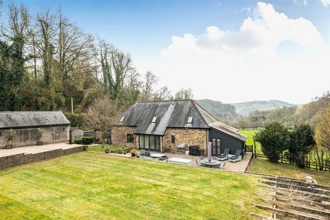 4 bed property, in Bampton, £1,200,000