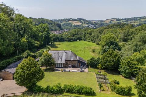4 bed property, in Bampton, £1,100,000