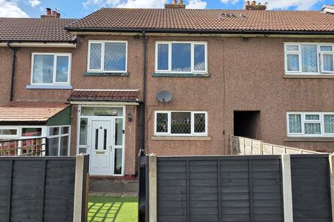 3 bed property, in Mount Drive, £250,000