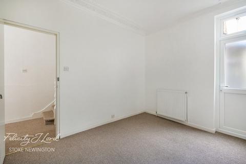 3 bed property, in Suffield Road, £700,000