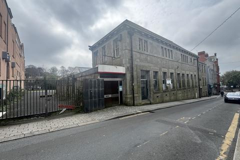 Studio, in Former Post Office, £300,000