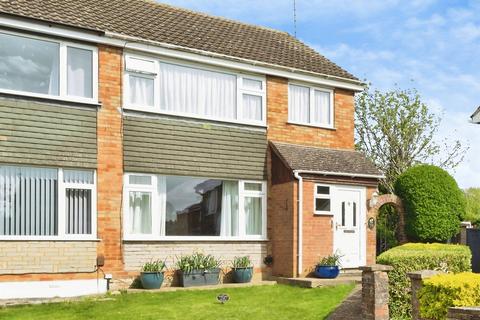 3 bed property, in Milford Avenue, £400,000