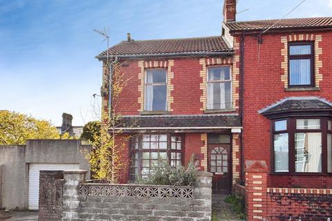 2 bed property, in Coronation Street, £75,000