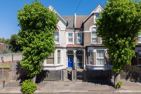 5 bed property, in St. Albans Road NW10, £799,950