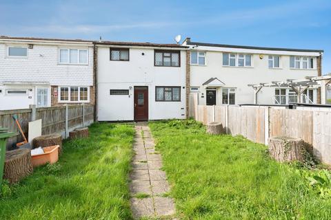 3 bed property, in Rochester Way, £270,000