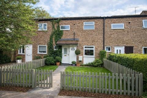 3 bed property, in Brynmore, £200,000