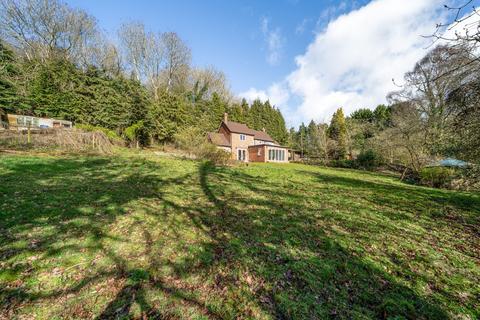3 bed property, in Knowbury, £550,000