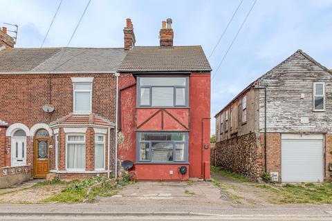 3 bed property, in Boundary Road, £180,000