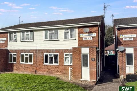 2 bed property, in Craddock Street, £99,950