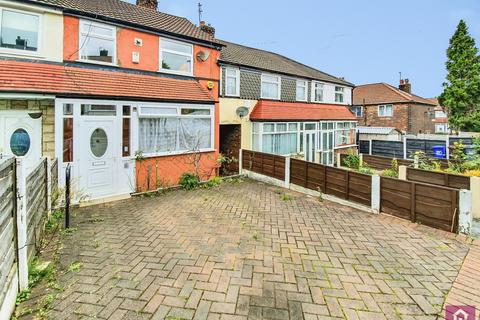 2 bed property, in Buerton Avenue, £150,000