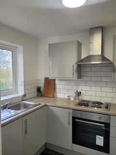 1 bed property, in Swan Copse, £125,000