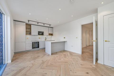 3 bed property, in Ravensbury Terrace, £1,100,000