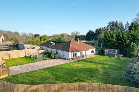4 bed property, in Woodview Nurseries, £525,000