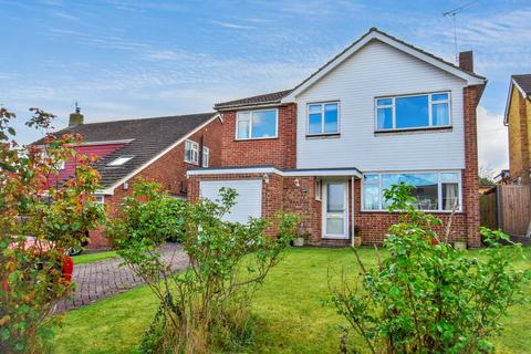 4 bed property, in Orchard Road, £750,000