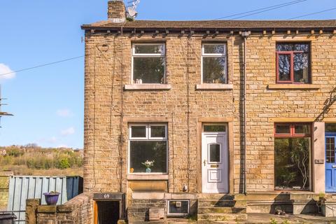 2 bed property, in Whiteley Street, £110,000