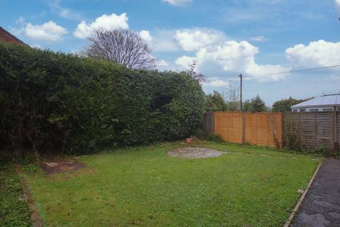4 bed property, in Rownhams, £525,000
