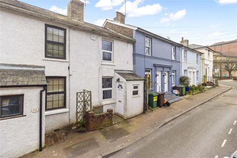 2 bed property, in Albert Street, £295,000