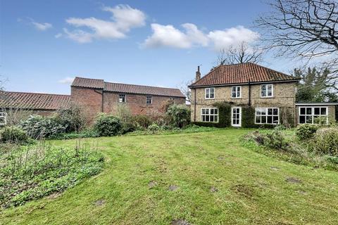 4 bed property, in Bentley Lane, £700,000