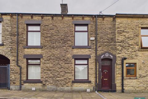 2 bed property, in Siddall Street, £169,950