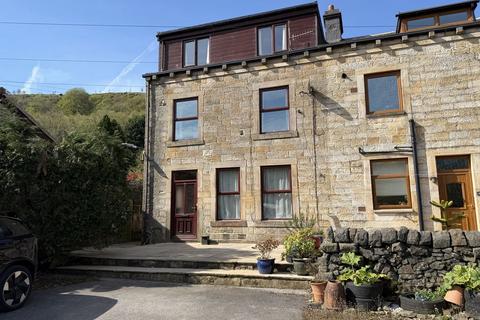 4 bed property, in Throstle Street, £450,000
