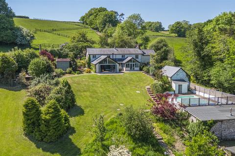 4 bed property, in Stockland, £1,500,000