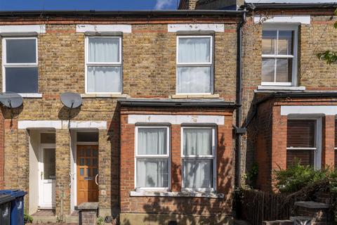 2 bed property, in Framfield Road, £650,000