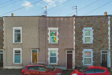 2 bed property, in Fishponds, £310,000