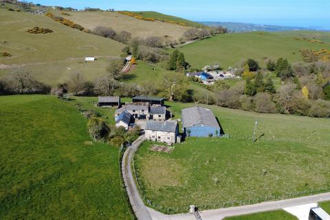 Land, in Betws Yn Rhos, £500,000