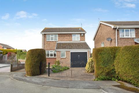 4 bed property, in Bishopston Walk, £240,000