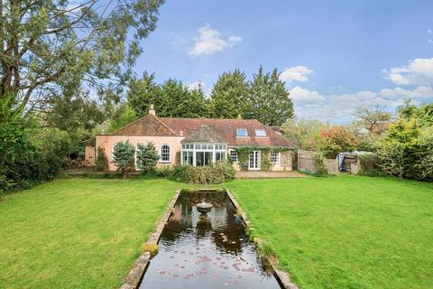 4 bed property, in North Street, £1,500,000