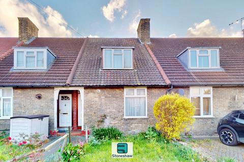 2 bed property, in Tilney Road, £350,000