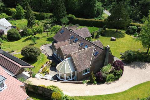 4 bed property, in Green Lane, £1,000,000