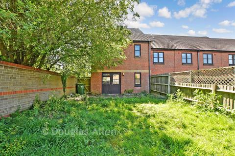 3 bed property, in Bryn Farm Close, £335,000