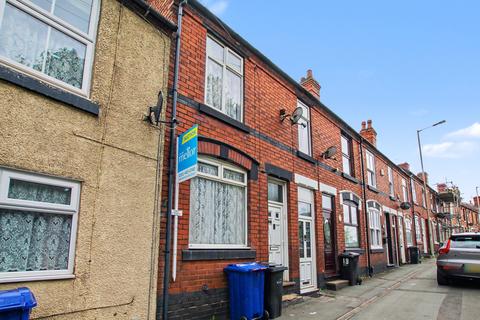 3 bed property, in Burton Road, £90,000