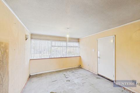 3 bed property, in Ebden Road, £300,000