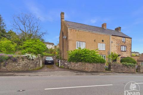 3 bed property, in Church Street, £249,950