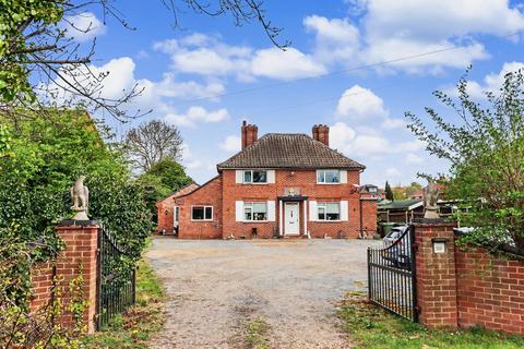 4 bed property, in Dereham Road, £345,000