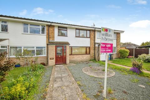 3 bed property, in Broom Knoll, £250,000