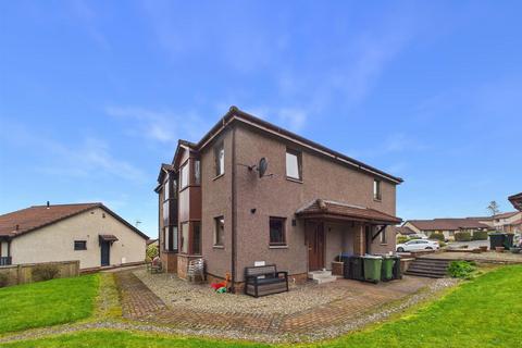 2 bed property, in 43 Robertson Road, £145,000