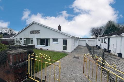 3 bed property, in Castle View, £240,000