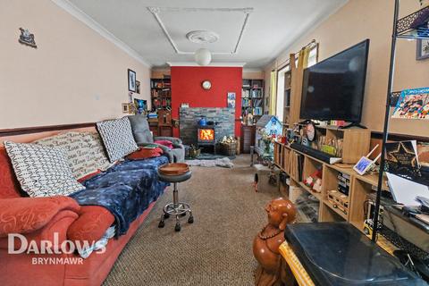 3 bed property, in Rhoslan, £140,000