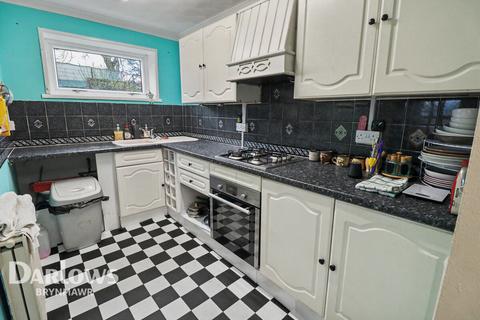 3 bed property, in Rhoslan, £140,000