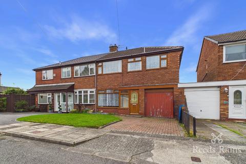 4 bed property, in Walney Road, £275,000