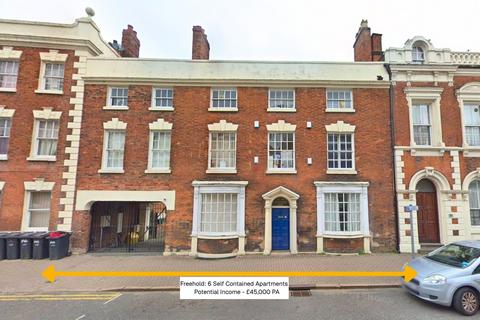 7 bed property, in 197-198 Wolverhampton Street, £350,000