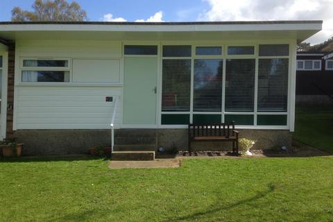 2 bed property, in Overstrand Road, £48,000