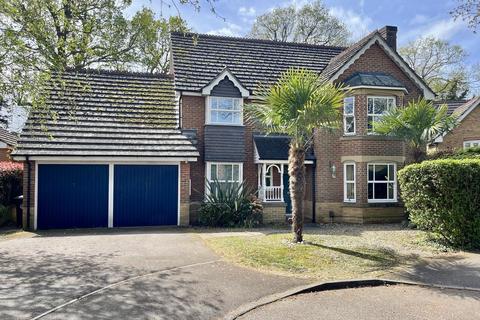 4 bed property, in Tower Gardens, £975,000