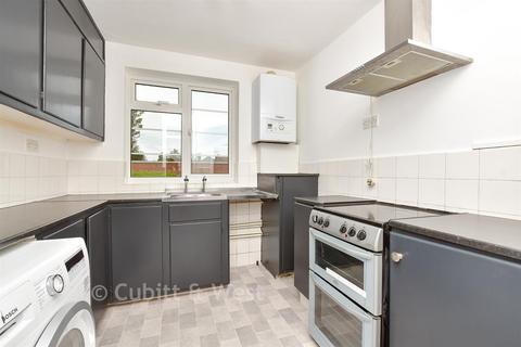 2 bed property, in Grange Road, £300,000