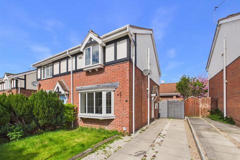 3 bed property, in Centurion Way, £189,950