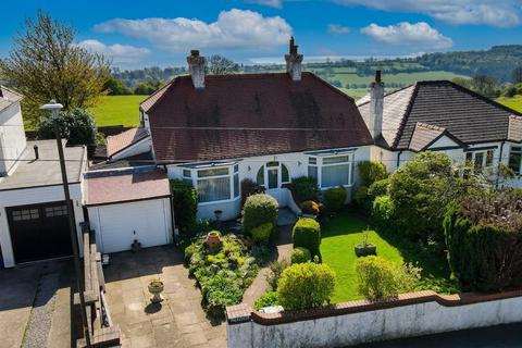 3 bed property, in Littledean Hill Road, £420,000