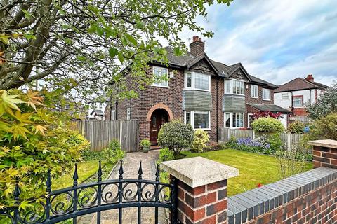 4 bed property, in Stockport Road, £577,500